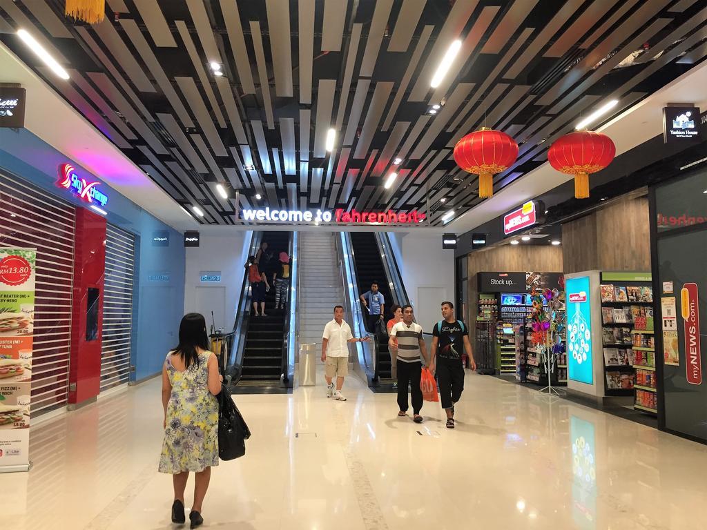 Chaos Hotel Kuala Lumpur Bagian luar foto