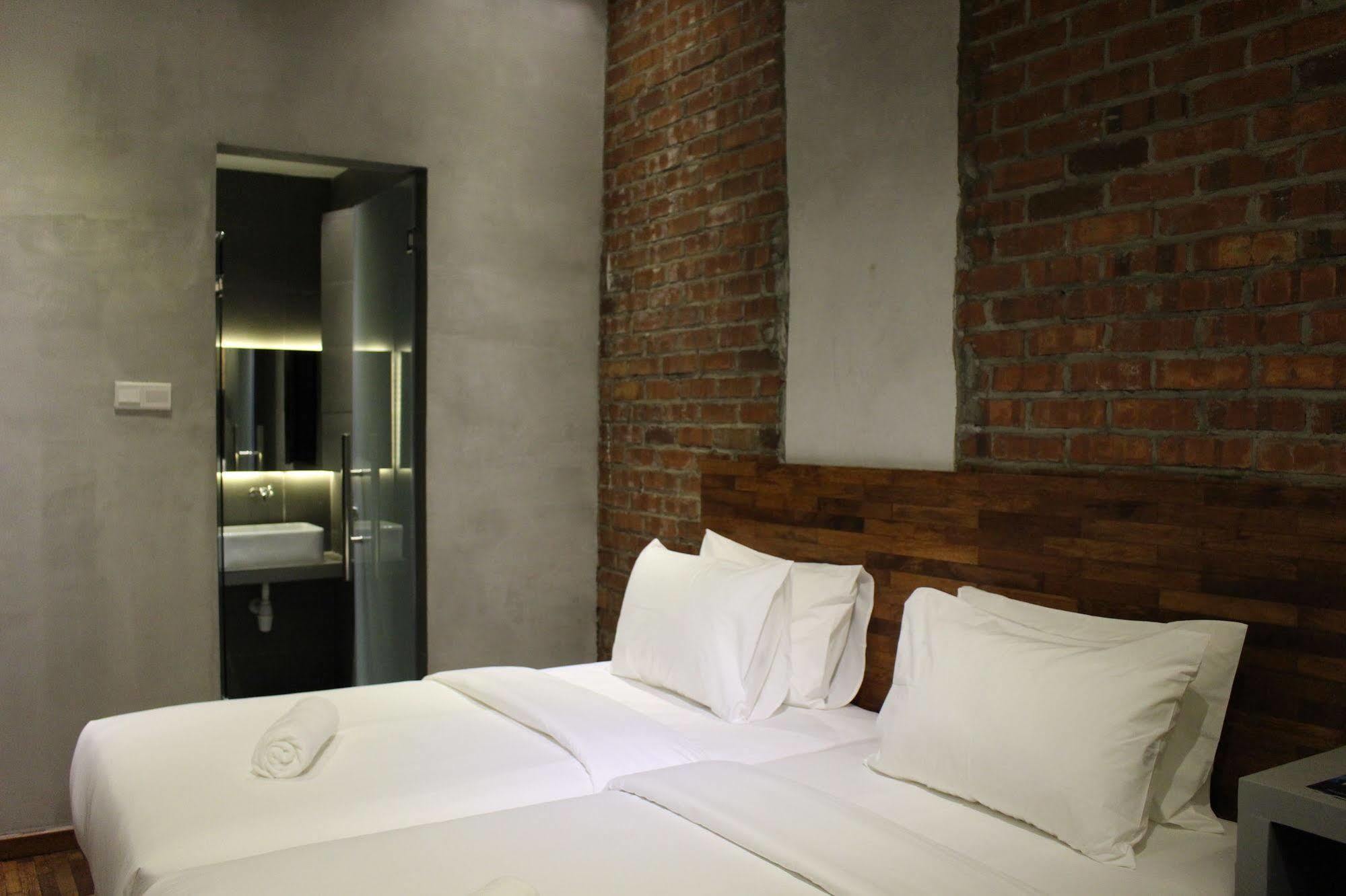 Chaos Hotel Kuala Lumpur Bagian luar foto