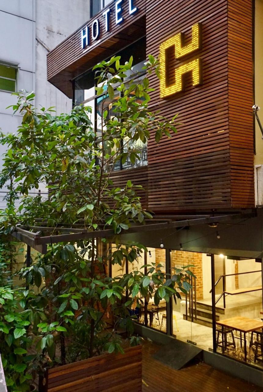 Chaos Hotel Kuala Lumpur Bagian luar foto
